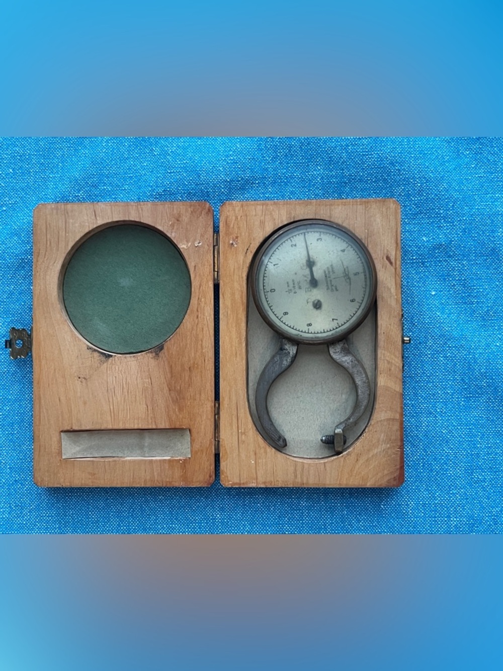 Vintage Kroplin Schnelltaster
German Dial Caliper In Original
Wooden Case